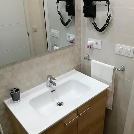Apartamento Loft La Calahorra Del Bere Con Posibilidad De Aparcamiento Pregunta Por El Pack Más Córdoba